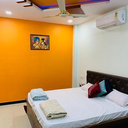 Manjushree Guest House Ujjain Eksteriør billede