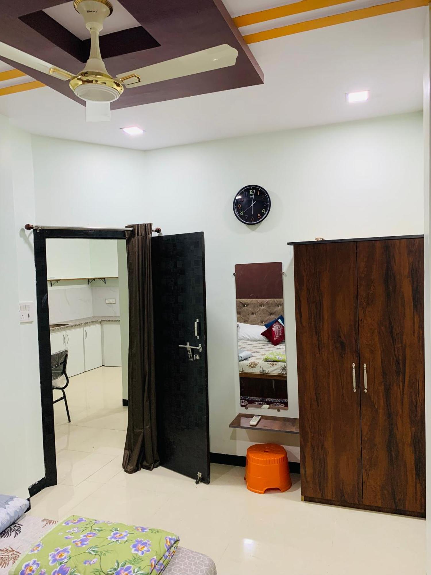 Manjushree Guest House Ujjain Eksteriør billede