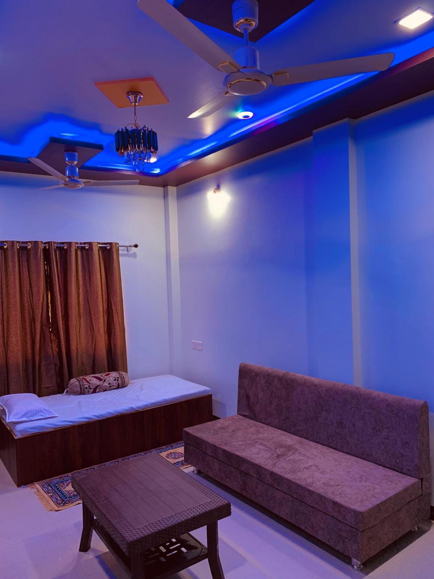Manjushree Guest House Ujjain Eksteriør billede