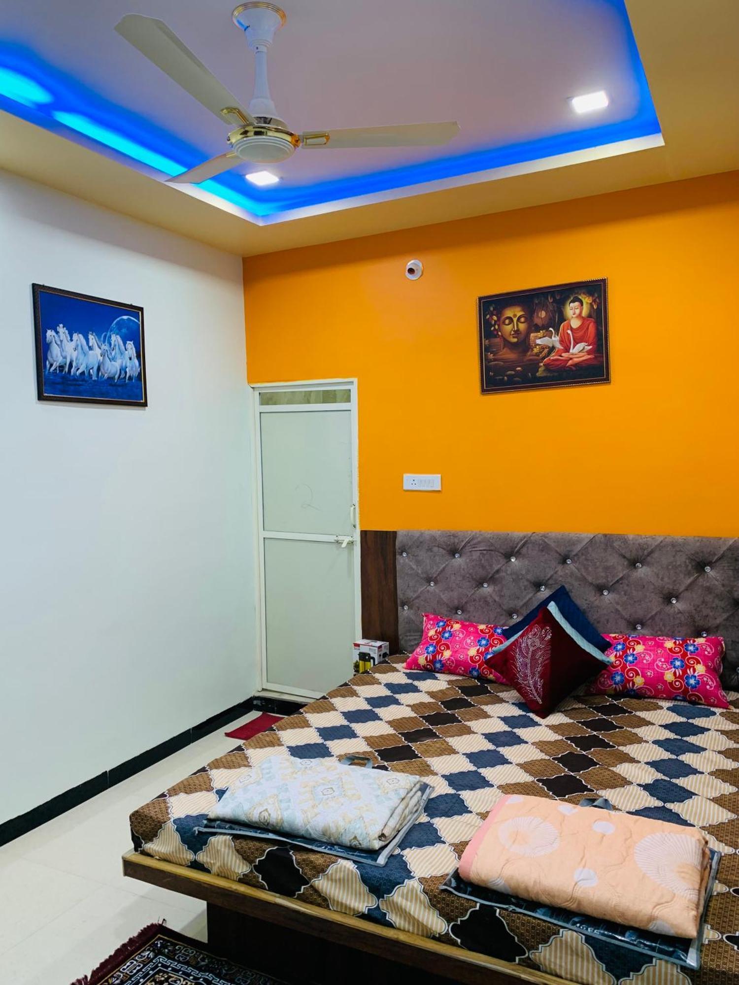 Manjushree Guest House Ujjain Eksteriør billede